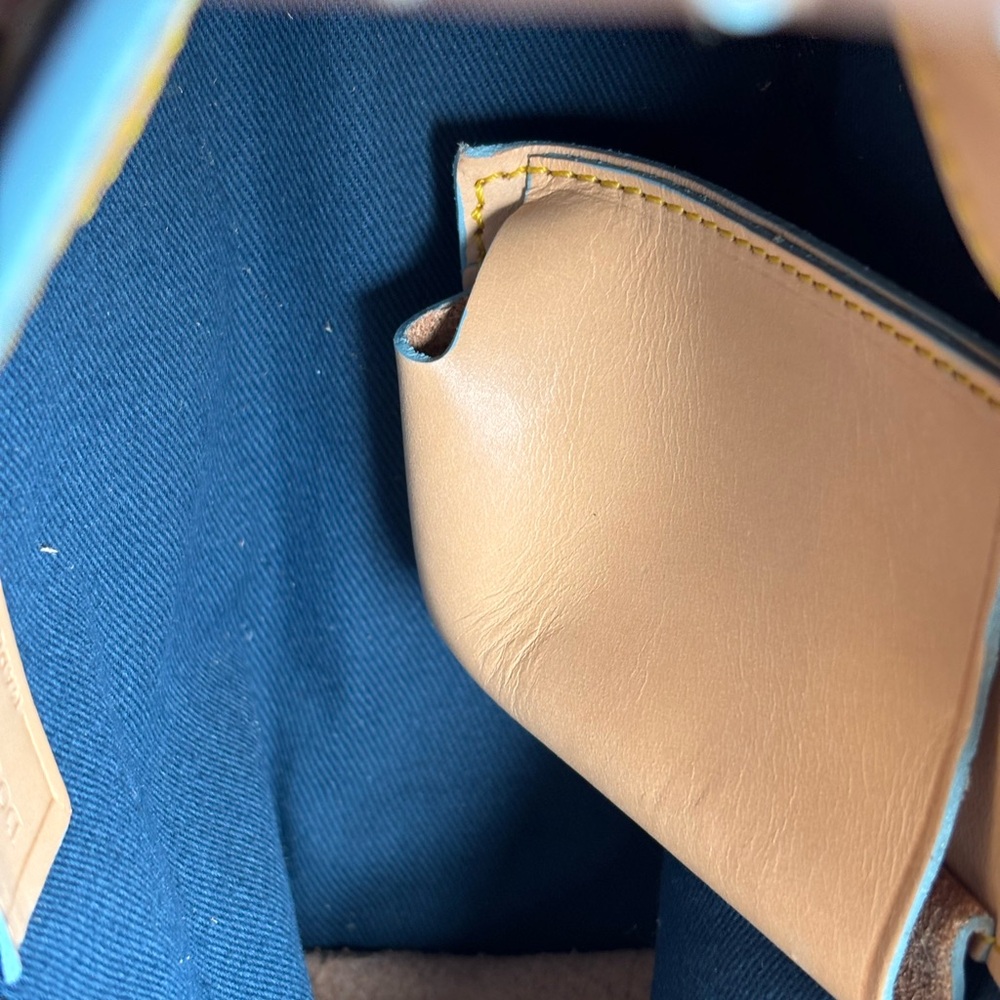 Vintage New Dooney & Bourke Handbag - Picture 3 of 5